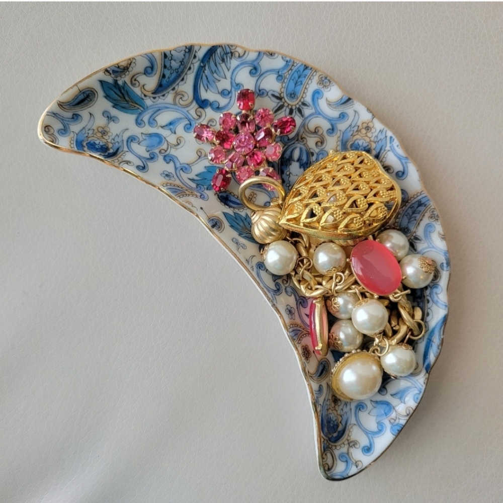 Lefton Egg Cup & Crescent Bone Side Trinket Dish Blue Paisley Vintage ~ Pretty! - Picture 12 of 16